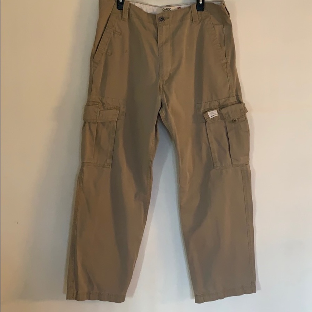 LEVI  tan cargo pants size 36x32.